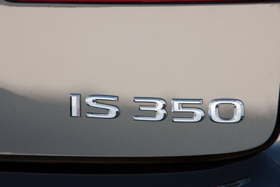 Lexus IS350 2011 года  (фото 6 из 39)